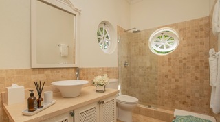 Aquilae villa in Carlton Ridge, Barbados