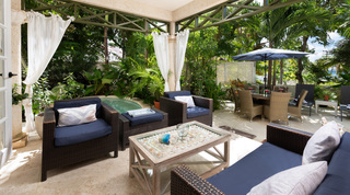 Beacon Hill 202 – Moonshadow apartment in Mullins, Barbados