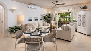 Beacon Hill 202 – Moonshadow apartment in Mullins, Barbados