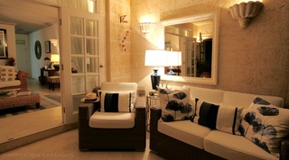 Beacon Hill 203 – Ocean View apartment in Mullins, Barbados