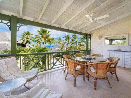 Beacon Hill 305 – The Penthouse apartment in Mullins, Barbados