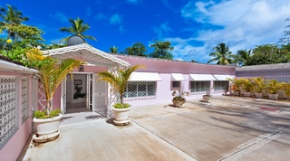 Belair villa in Mullins, Barbados