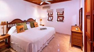 Blue Point apartment in Gibbs, Barbados