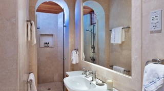 Blue Point apartment in Gibbs, Barbados