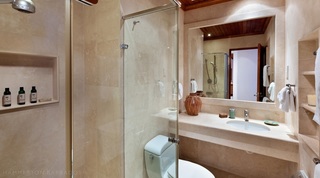 Blue Point apartment in Gibbs, Barbados