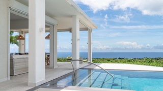 Cool Breeze villa in Deanes, Barbados