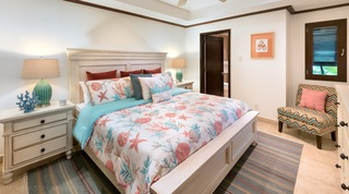 Coral Cove 11 apartment in Paynes Bay, Barbados