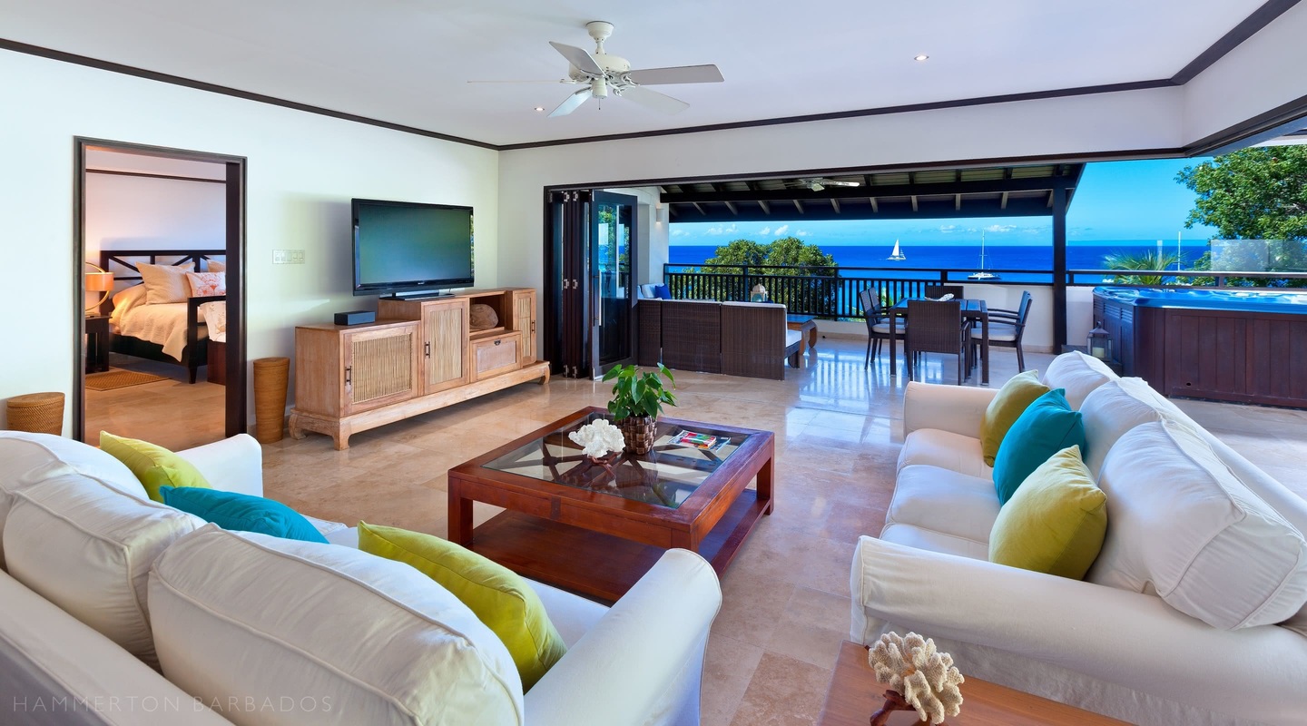Coral Cove 15 - Penthouse villa in Paynes Bay, Barbados