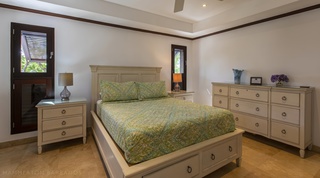 Coral Cove 4 – Green Fields apartment in Paynes Bay, Barbados