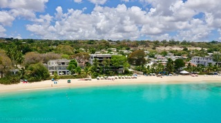 Coral Cove 9 – Beachi apartment in Paynes Bay, Barbados