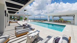 Fairwinds villa in Apes Hill, Barbados