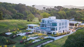 Fairwinds villa in Apes Hill, Barbados
