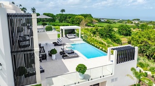 Fresh Wind villa in Apes Hill, Barbados