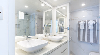 Glitter Bay 201 – Sea Sea apartment in Porters, Barbados