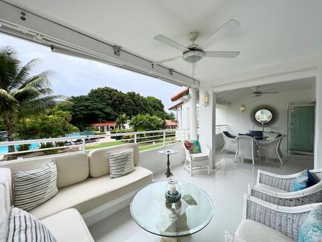 Glitter Bay 207 – Sea Glass apartment in Porters, Barbados