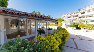 Glitter Bay 214 apartment in Porters, Barbados