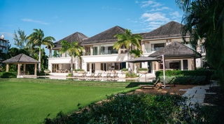 Godings Beach House villa in Speightstown, Barbados