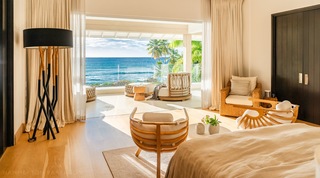 Godings Beach House villa in Speightstown, Barbados