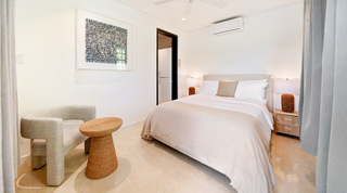 Godings Beach House villa in Speightstown, Barbados