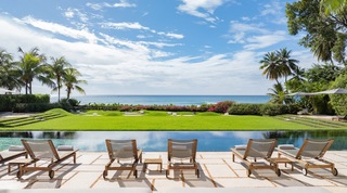 Godings Beach House villa in Speightstown, Barbados