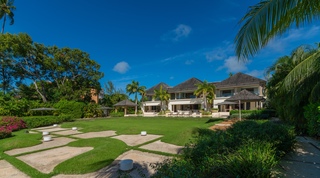 Godings Beach House villa in Speightstown, Barbados