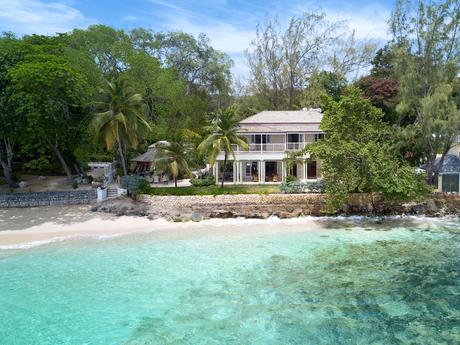 Hemingway House villa in Mullins, Barbados