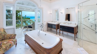 Hemingway House Bathroom with a view of the sea