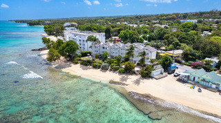Beachfront setting of Fathom's End among the Mahogany Bay townhouses at Paynes Bay, Barbados