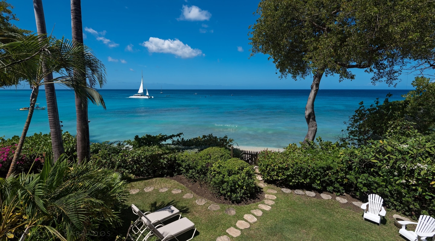 Mahogany Bay - Fathom's End villa in Paynes Bay, Barbados