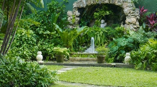 Mango Bay villa in Weston, Barbados