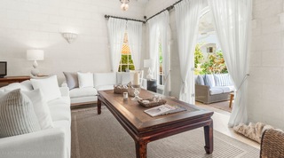 Monkey View villa in Mullins, Barbados