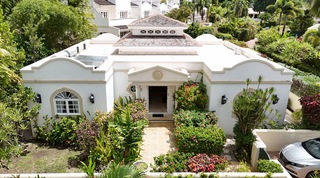 Monkey View villa in Mullins, Barbados