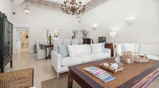 Monkey View villa in Mullins, Barbados