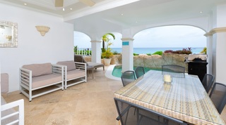 Old Trees 3 – Sundance apartment in Paynes Bay, Barbados