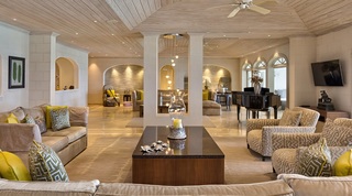 Old Trees 6 – Firefly apartment in Paynes Bay, Barbados