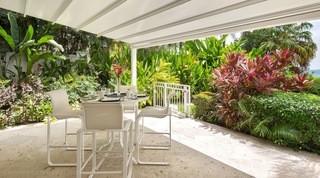 One Old Trees villa in Paynes Bay, Barbados