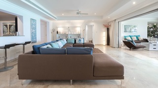 Sandy Cove 201 – Paradise apartment in Derricks, Barbados