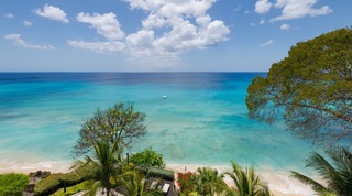 Sandy Cove 501 – Penthouse apartment in Derricks, Barbados