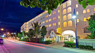 Sapphire Beach 211 apartment in Saint Lawrence Gap, Barbados