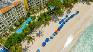 Sapphire Beach 211 apartment in Saint Lawrence Gap, Barbados