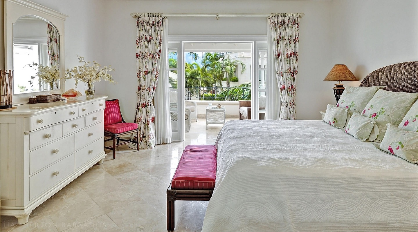 Schooner Bay 306 - Penthouse villa in Speightstown, Barbados