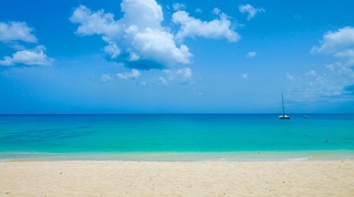 Smugglers Cove 1 apartment in Paynes Bay, Barbados