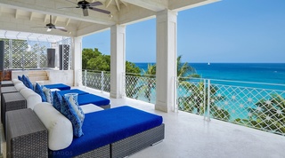 Smugglers Cove 7 - The Penthouse apartment in Paynes Bay, Barbados