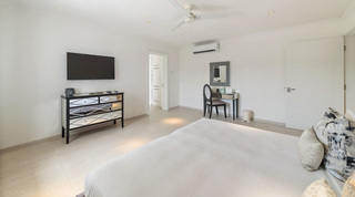 The One at The St. James apartment in Paynes Bay, Barbados