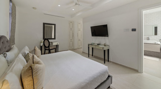 The Villa at The St. James apartment in Paynes Bay, Barbados