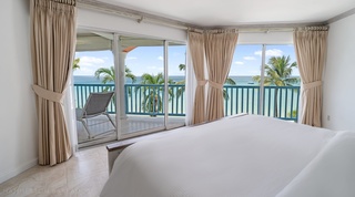 Villas on the Beach 304 apartment in Holetown, Barbados