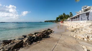 Villas on the Beach 305 apartment in Holetown, Barbados