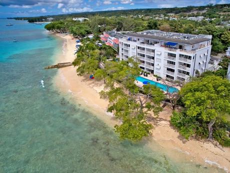 Waterside 101 apartment in Paynes Bay, Barbados