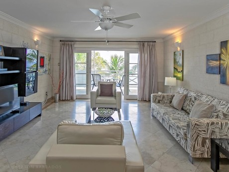Waterside 303 apartment in Paynes Bay, Barbados