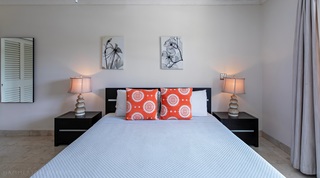 Waterside 303 apartment in Paynes Bay, Barbados